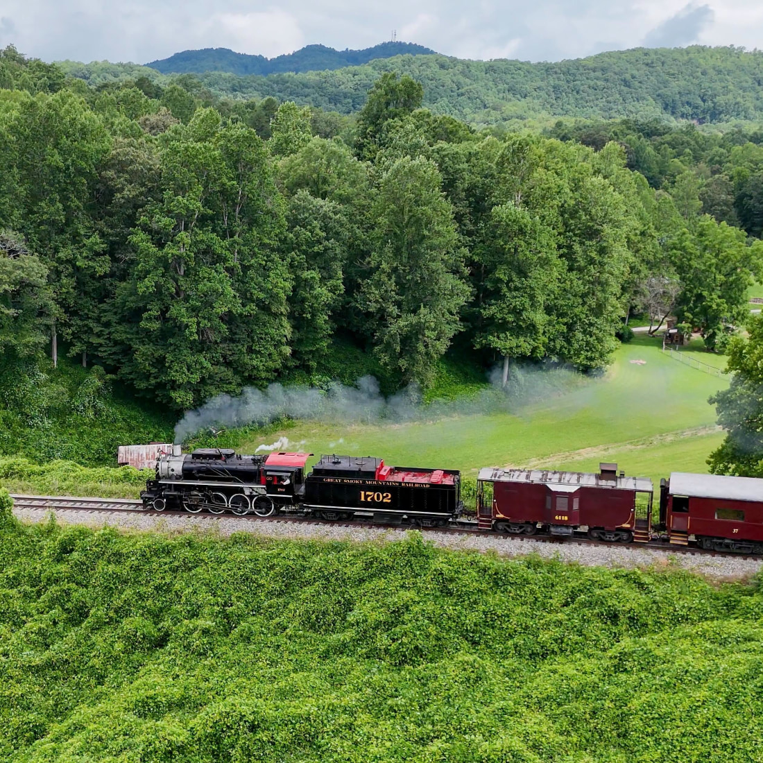 Great Smoky Mountains Railroad