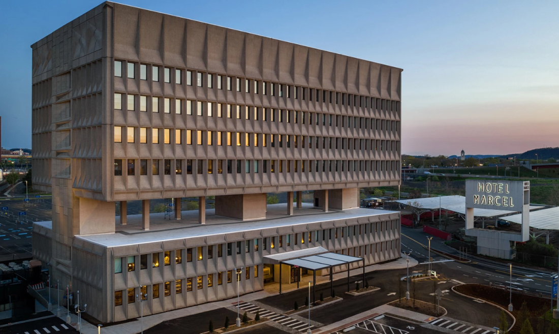 Premier Concerts / Manic Presents